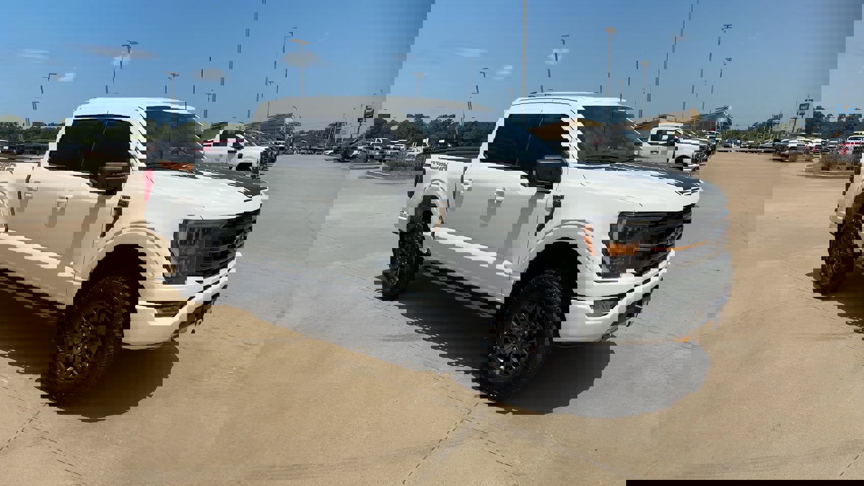 2023 Ford F-150 Tremor photo 2
