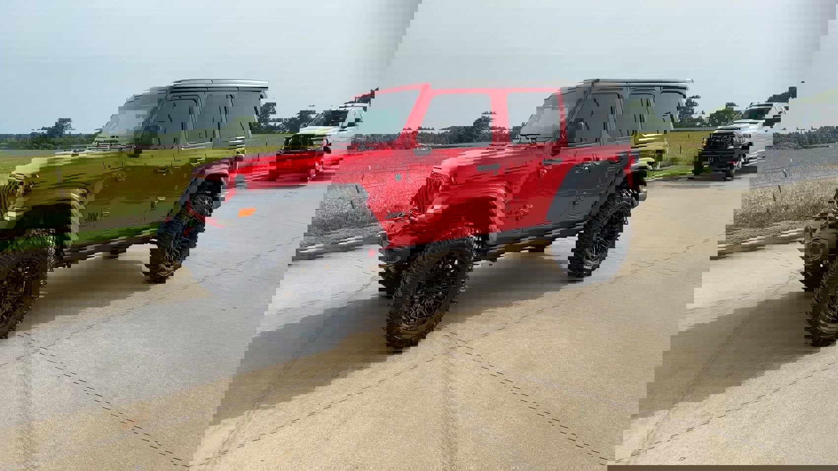 2025 Jeep Wrangler Sport S photo 4