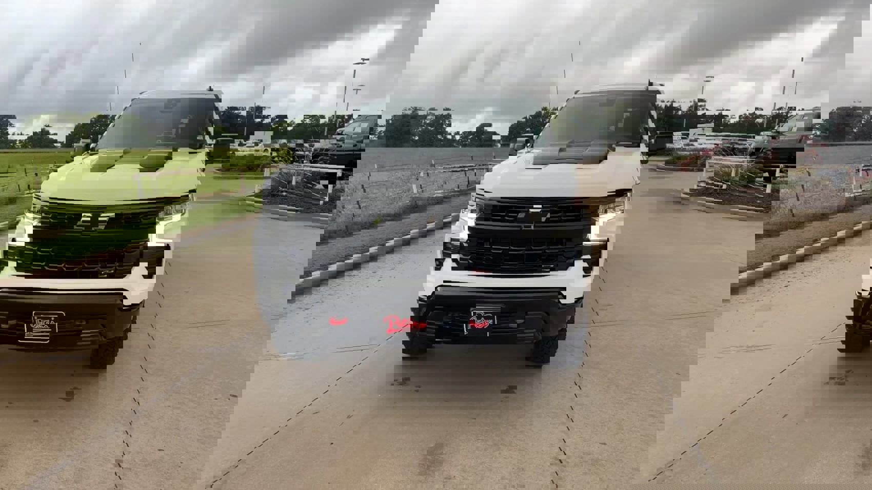 2023 Chevrolet Silverado 1500 LT Trail Boss photo 3