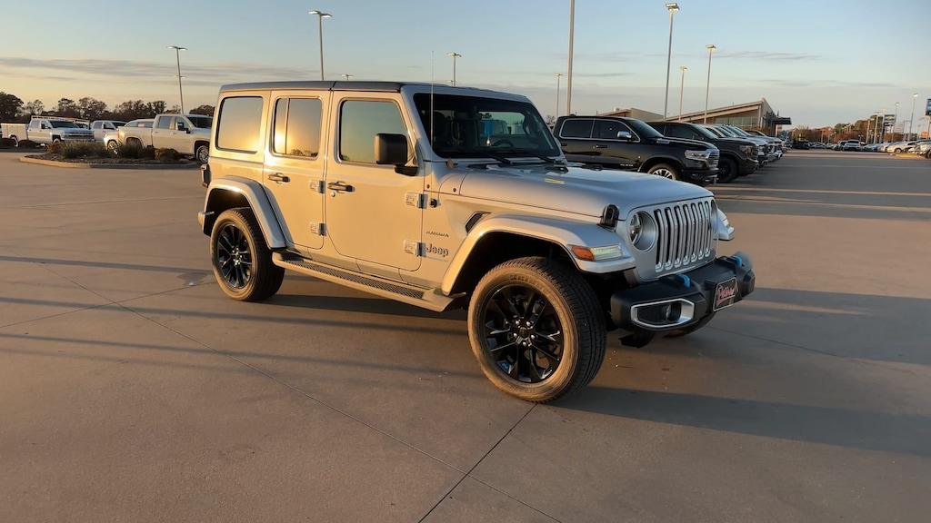 New 2023 Jeep Wrangler 4xe Sahara Sport Utility