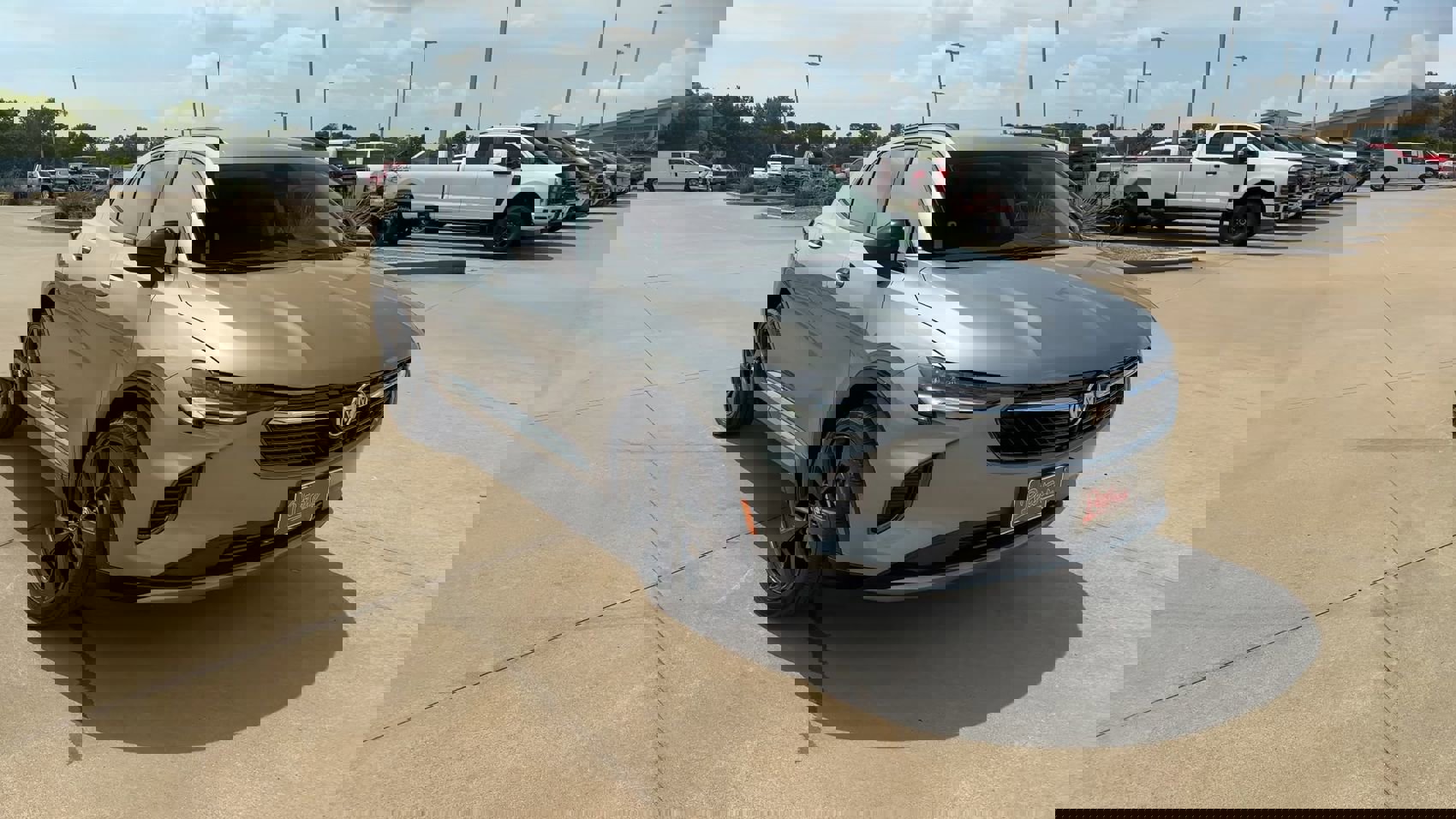 2023 Buick Envision Preferred photo 2