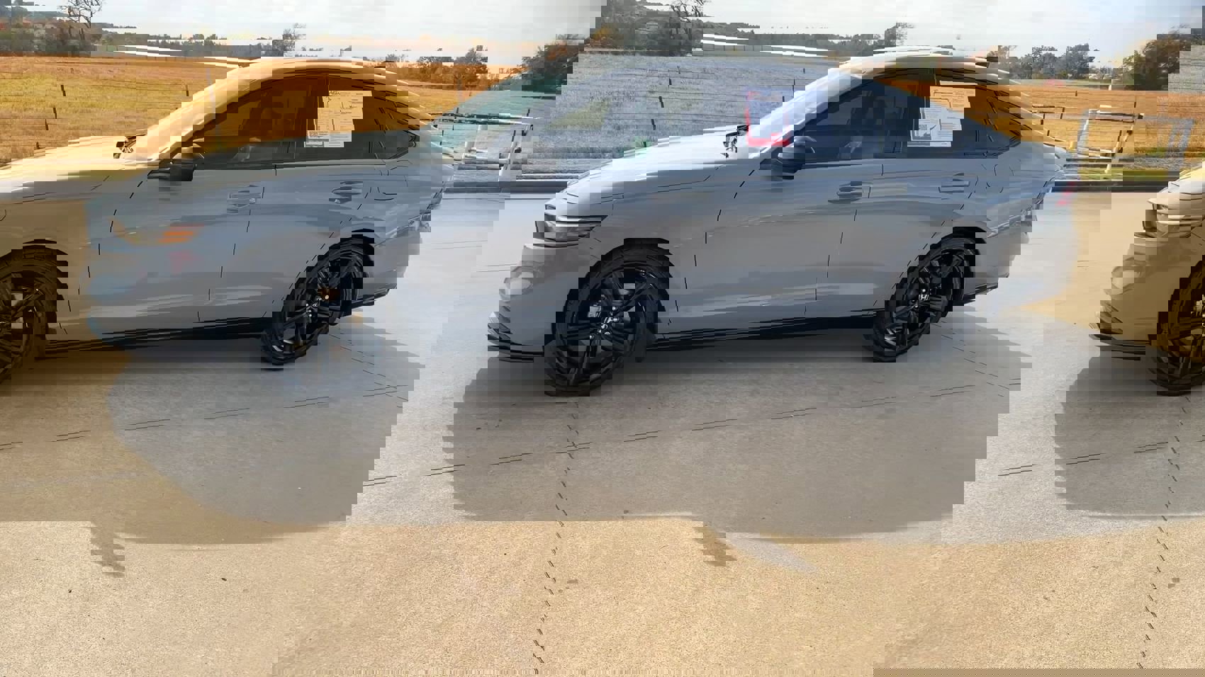 2024 Honda Accord Hybrid Sport-L photo 3