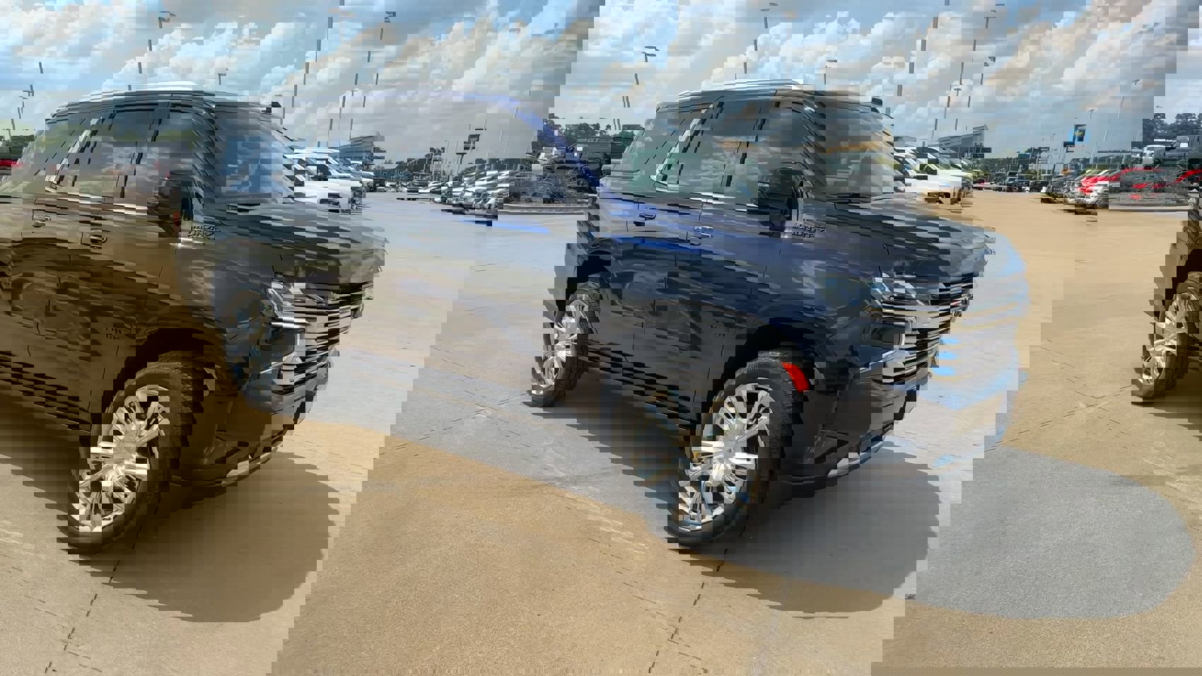 2024 Chevrolet Tahoe High Country photo 3