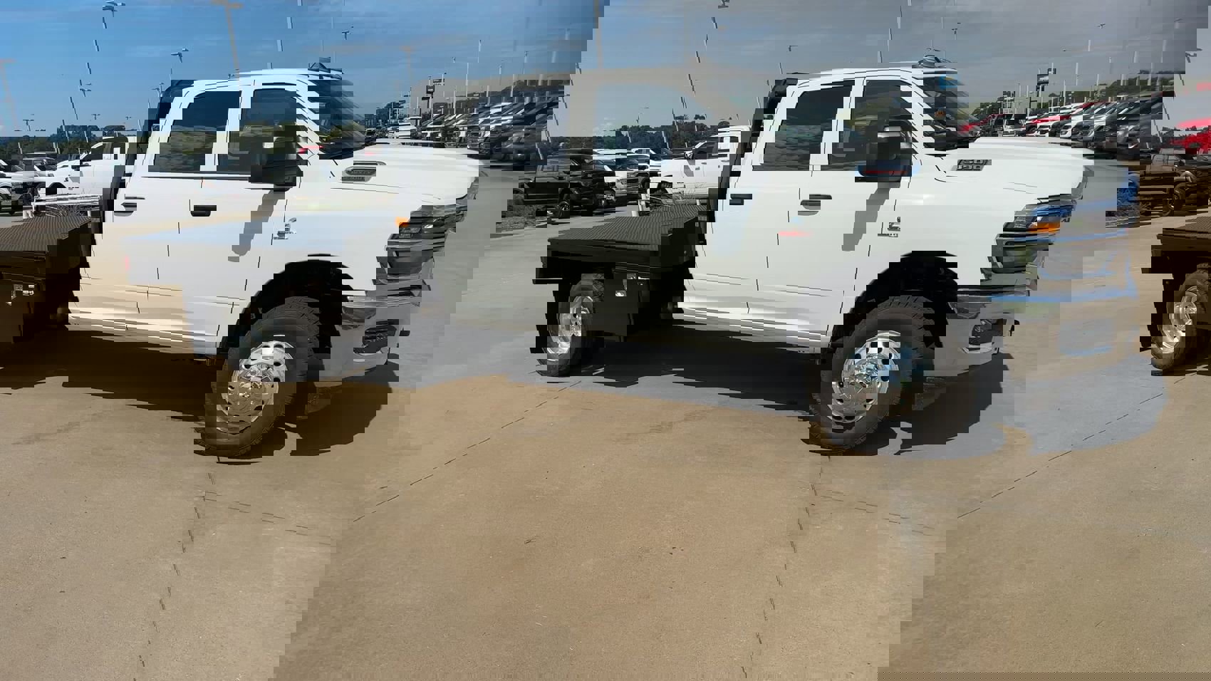 2026 Ram 3500 Tradesman Big Horn photo 2