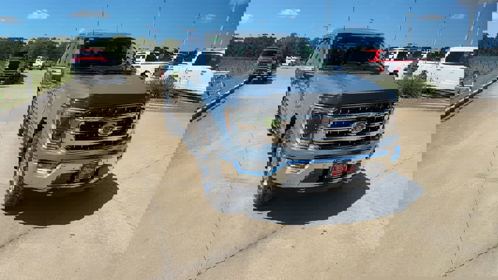 2023 Ford F-150 Lariat photo 4