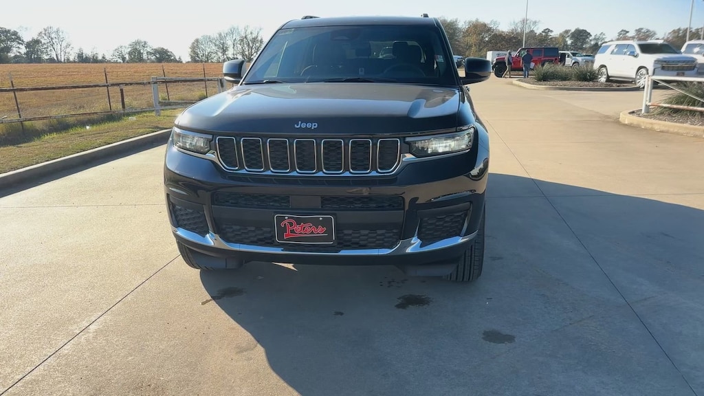 New 2025 Jeep Grand Cherokee L Laredo Sport Utility