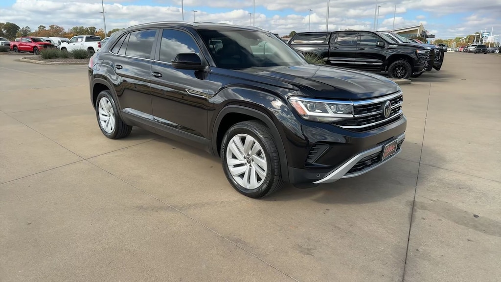 Used 2023 Volkswagen Atlas Cross Sport 2.0T SE w/Technology 2.0T SE w/Technology FWD