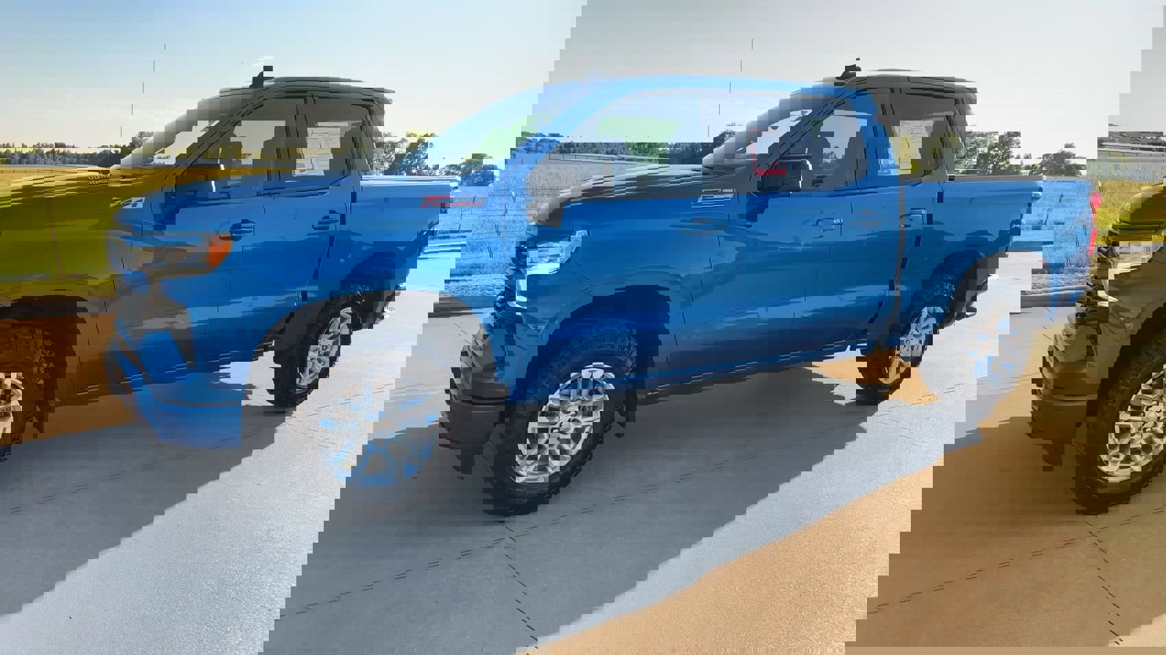 2022 Chevrolet Silverado 1500 RST photo 4