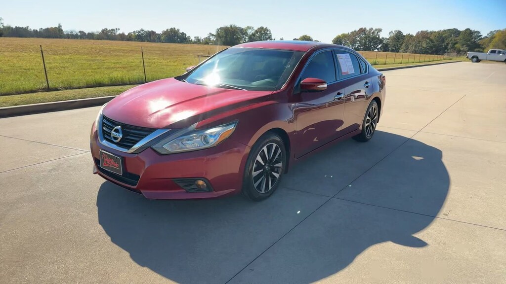 Used 2018 Nissan Altima 2.5 SV Sedan
