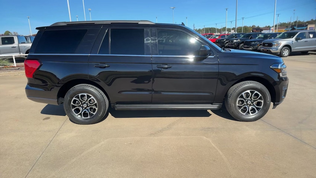 Used 2024 Ford Expedition XLT XLT 4x4