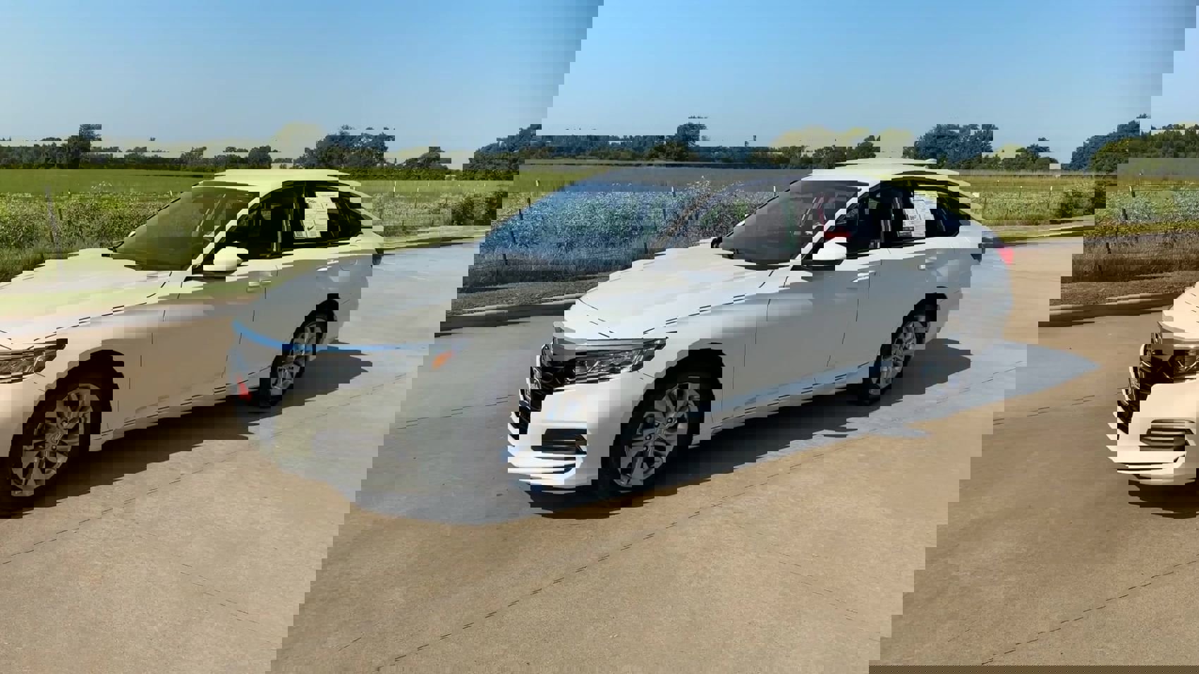 2020 Honda Accord LX 1.5T photo 4