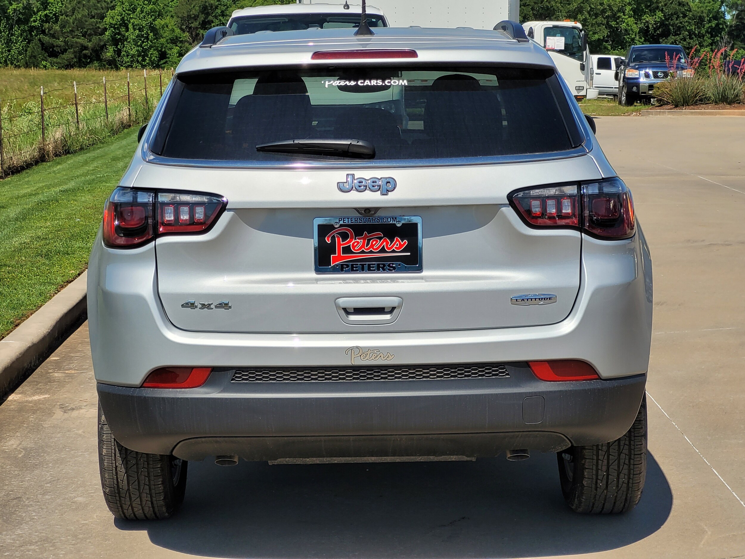 2025 Jeep Compass Latitude photo 4
