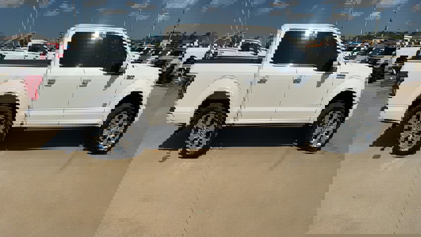 2016 Ford F-150 Limited photo 2
