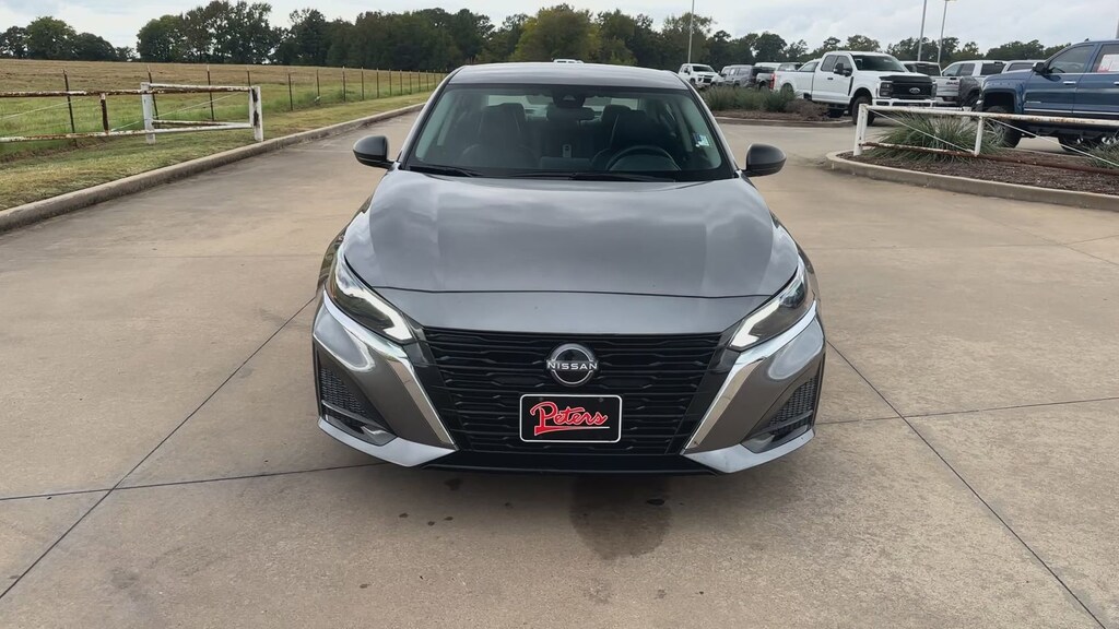 Used 2024 Nissan Altima 2.5 SV Sedan