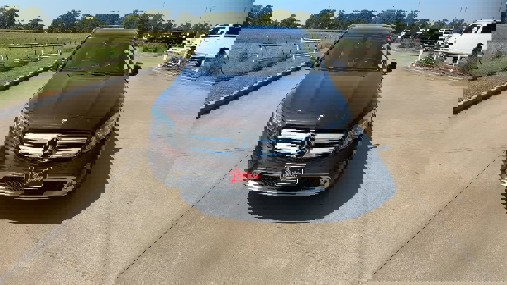 2015 Mercedes Benz GLA 250 photo 4