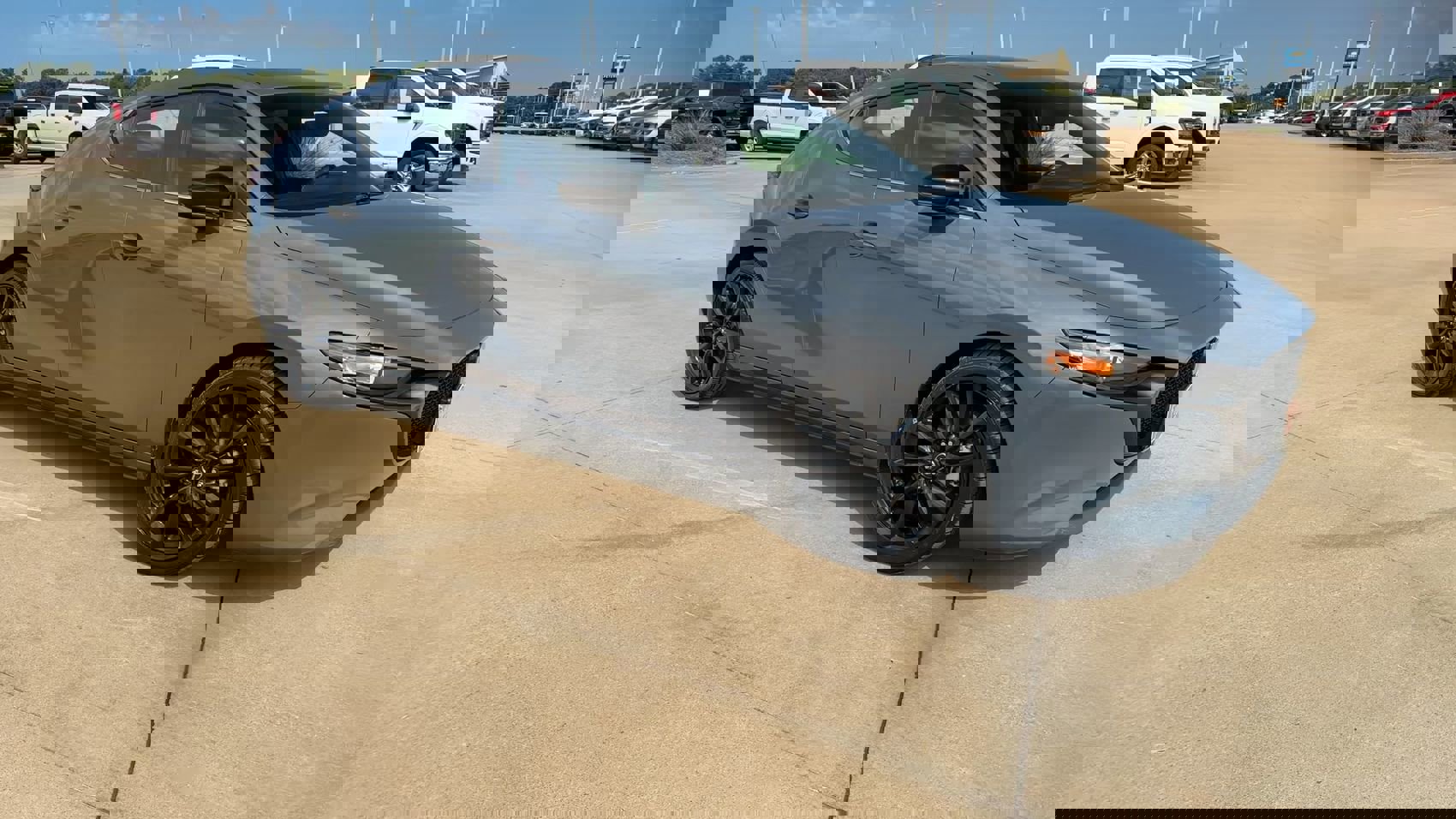 2024 Mazda Mazda3 Hatchback 2.5 s Carbon photo 2