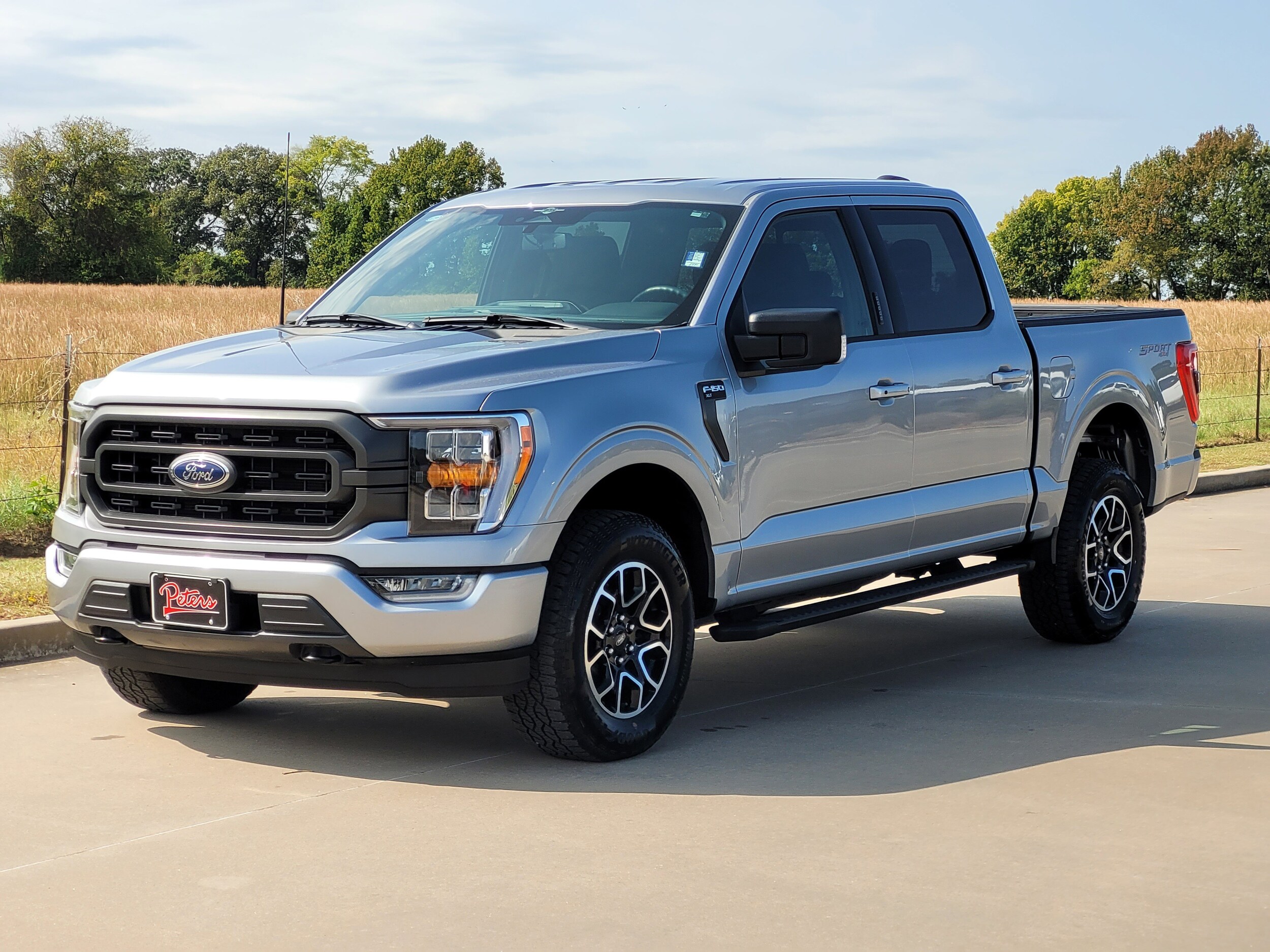 2023 Ford F-150 XLT photo 3
