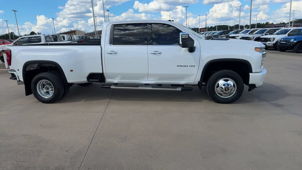 Used 2021 Chevrolet Silverado 3500HD High Country 4WD Crew Cab 172 High Country