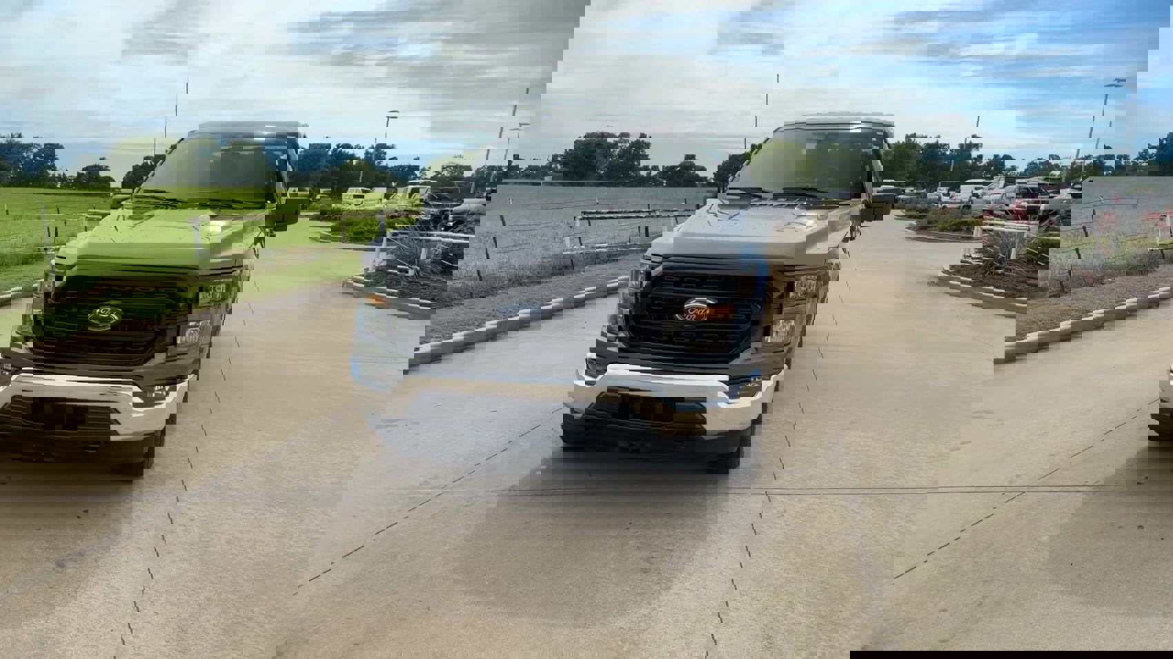 2023 Ford F-150 XLT photo 3