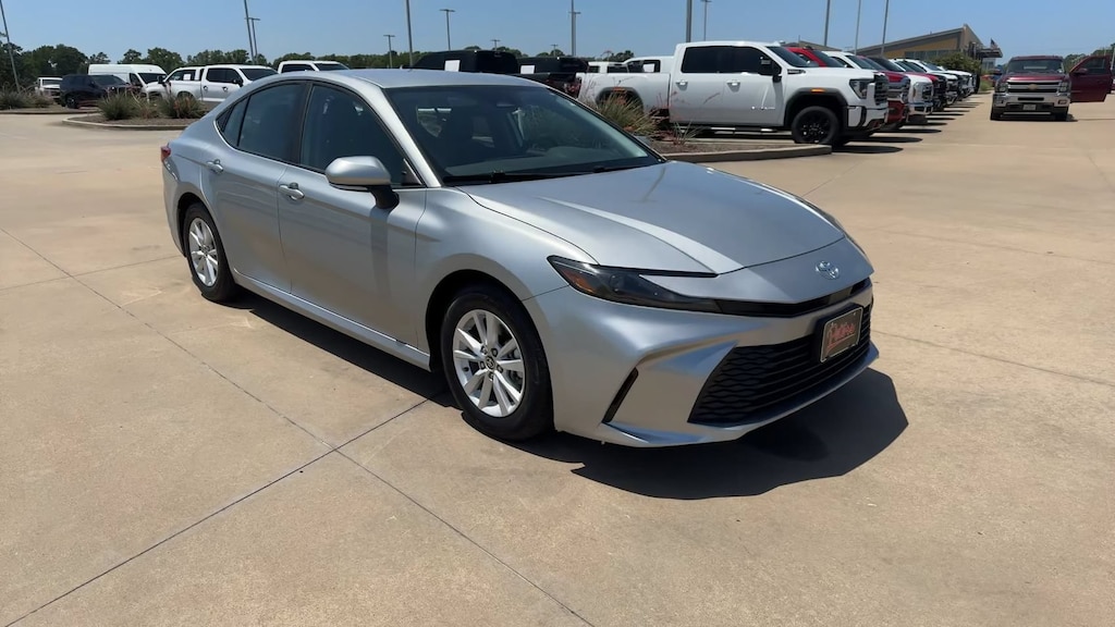 Used 2025 Toyota Camry LE LE