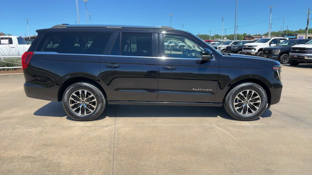Used 2025 Ford Expedition Max Platinum Platinum 4x4
