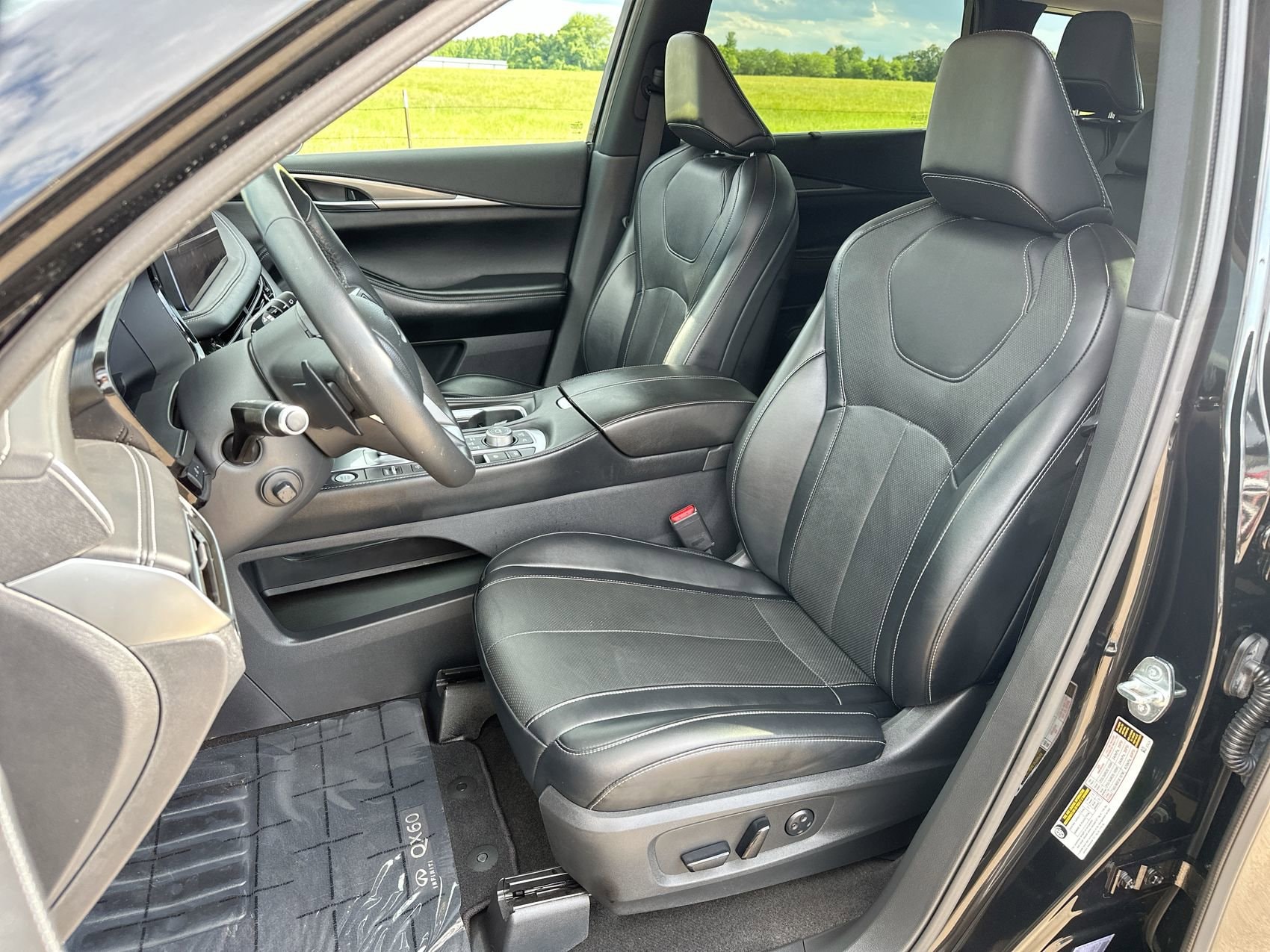 2023 INFINITI QX60 LUXE - Photo 11