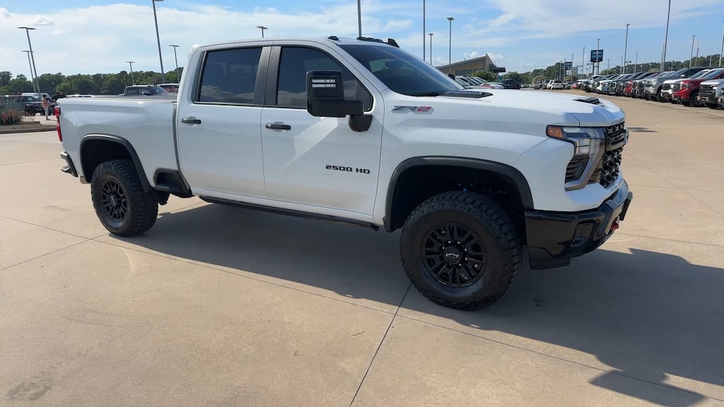 Used 2025 Chevrolet Silverado 2500HD ZR2 4WD Crew Cab 159 ZR2