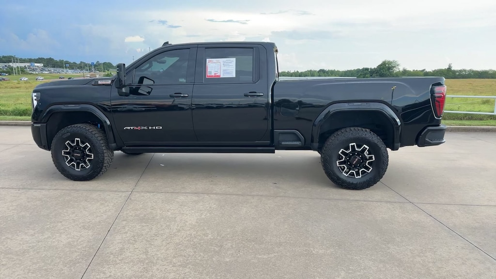 Used 2024 GMC Sierra 2500HD AT4X 4WD Crew Cab 159 AT4X