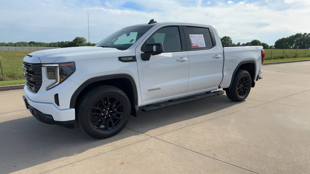 Used 2024 GMC Sierra 1500 Elevation 4WD Crew Cab 147 Elevation w/3SB
