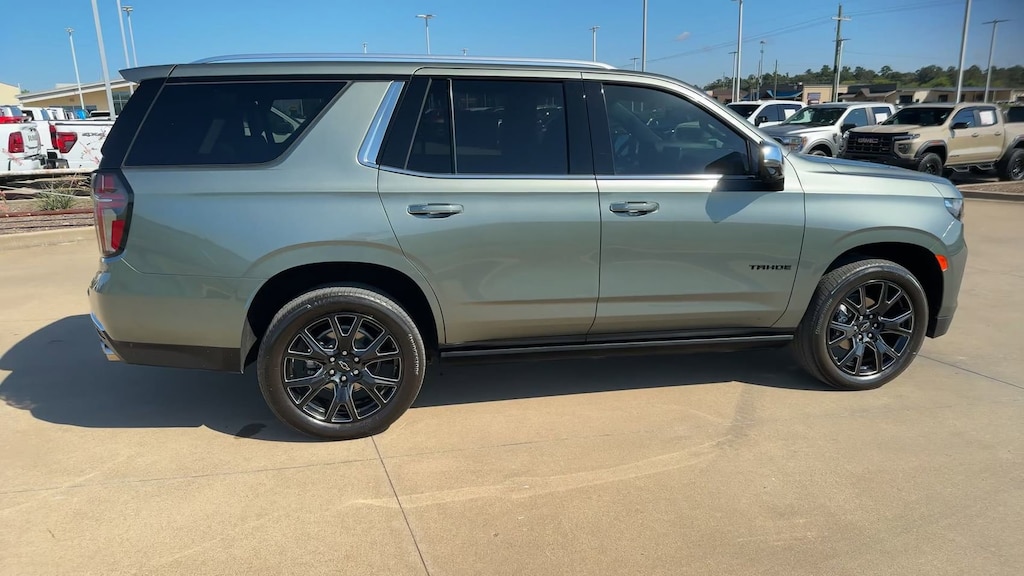 Used 2024 Chevrolet Tahoe Premier 4WD Premier