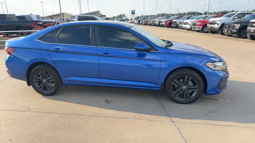 Used 2024 Volkswagen Jetta 1.5T SE SE Auto