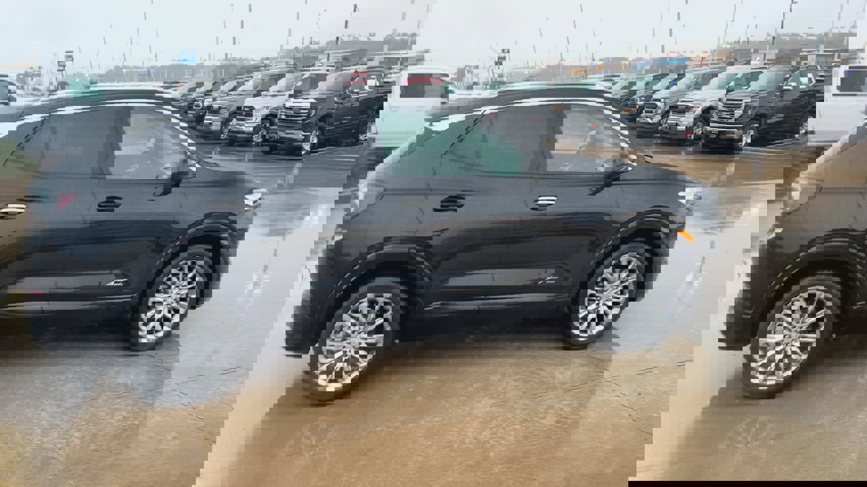 2024 Buick Encore GX Avenir photo 2