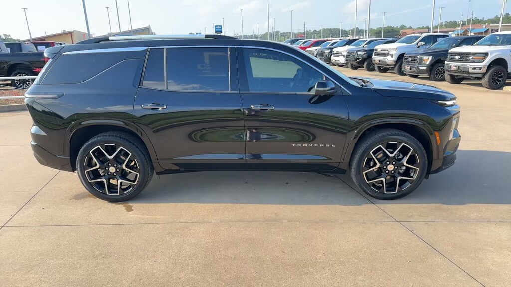 Used 2025 Chevrolet Traverse FWD High Country FWD High Country w/1LZ