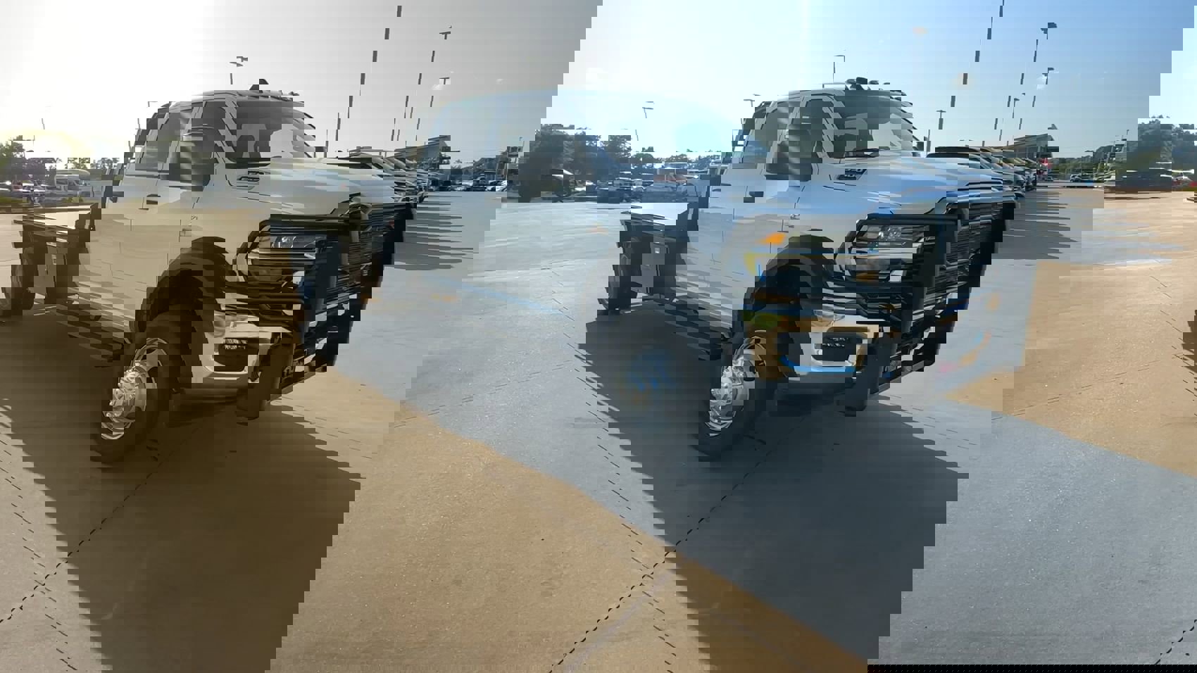 2025 Ram 5500 Tradesman photo 3