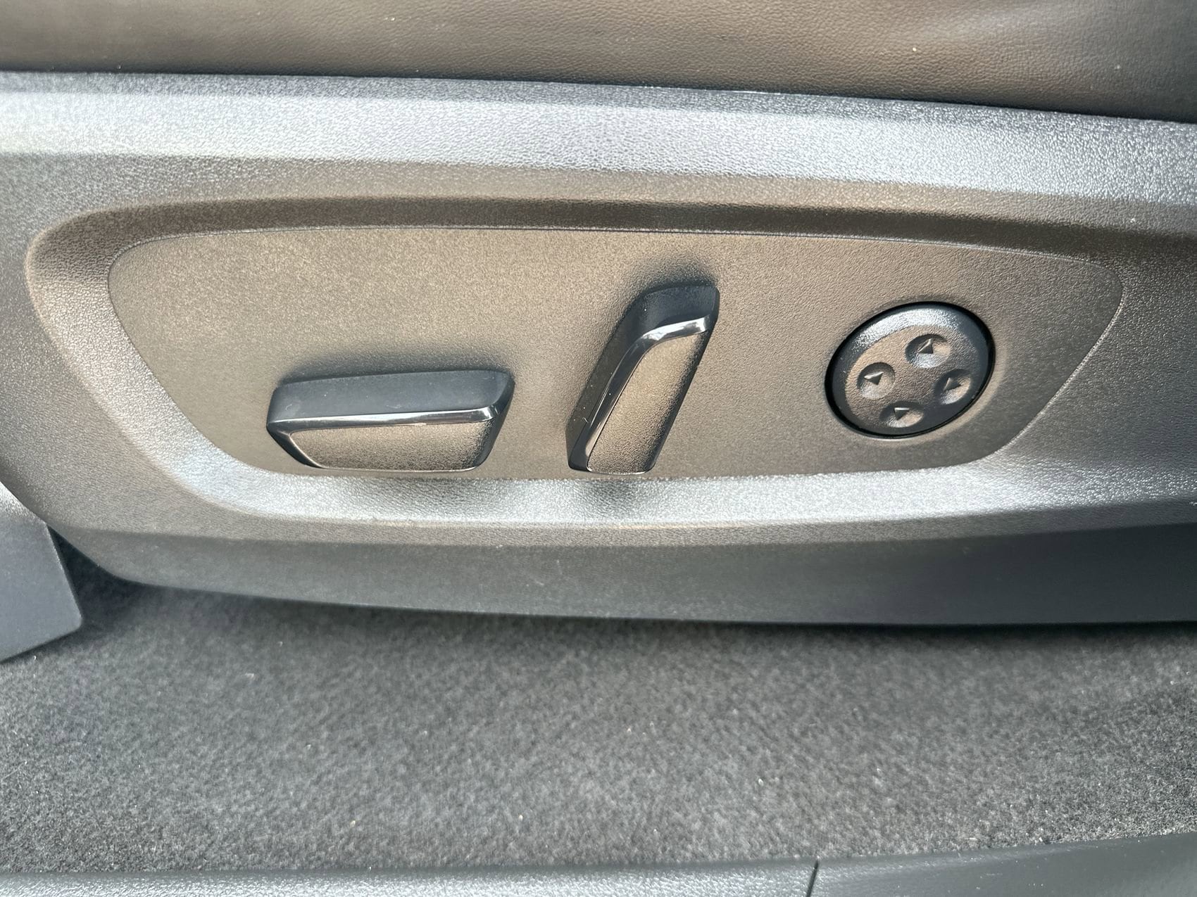 2023 INFINITI QX60 LUXE - Photo 12