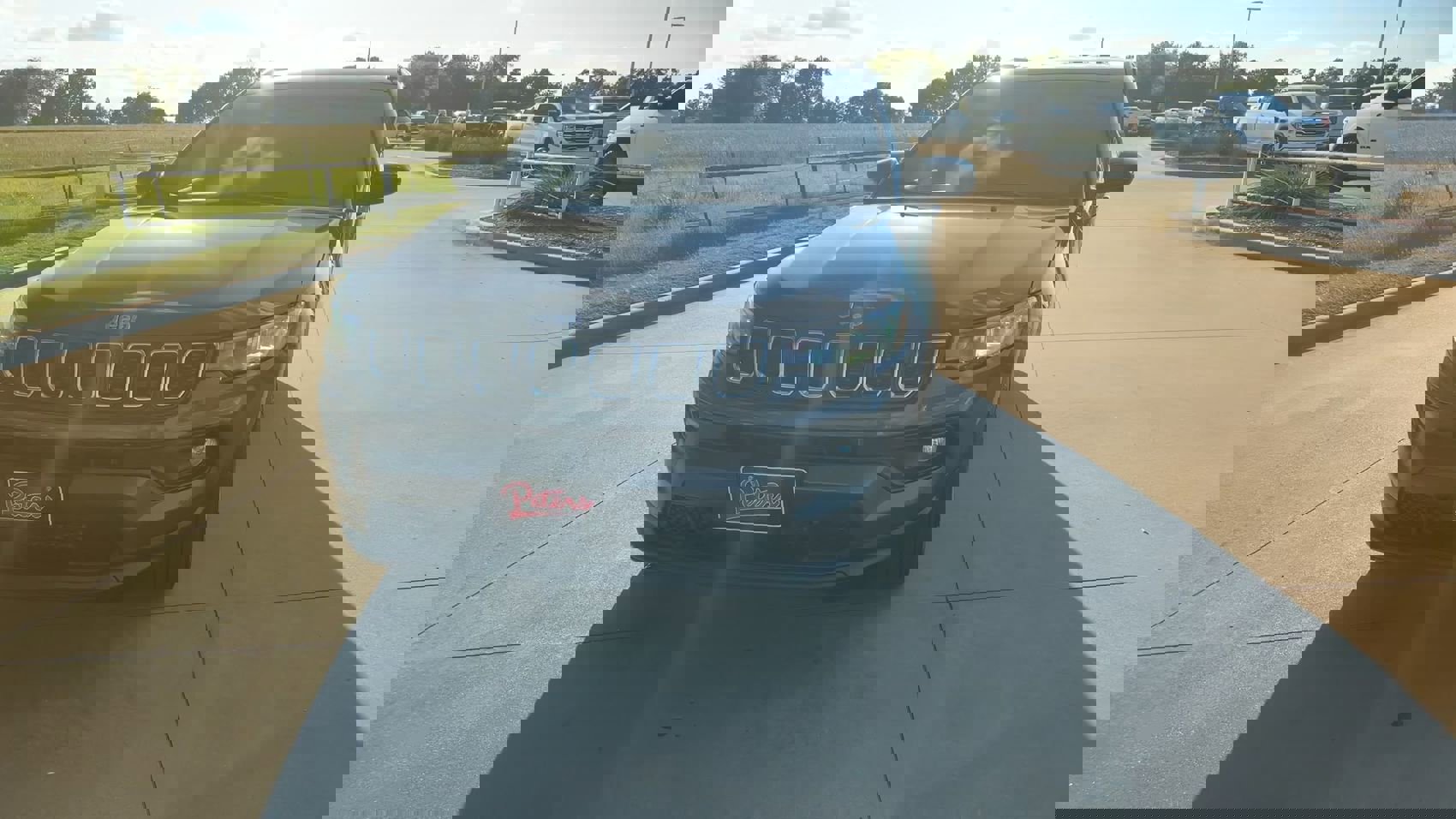 2024 Jeep Compass Latitude photo 2