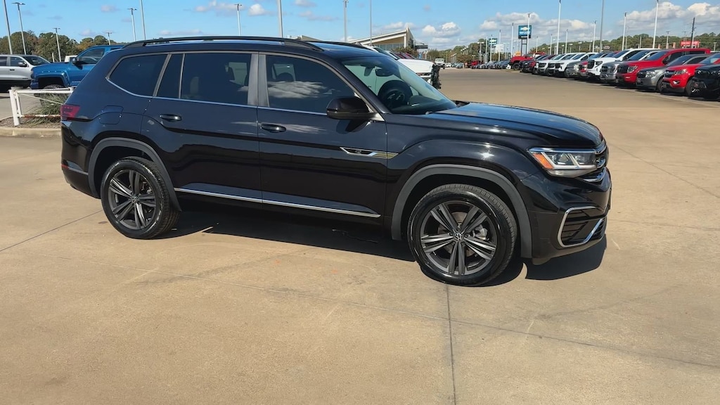 Used 2021 Volkswagen Atlas 3.6L V6 SE w/Technology R-Line