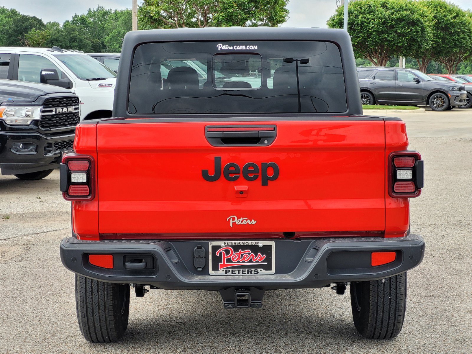 2024 Jeep Gladiator Sport photo 4