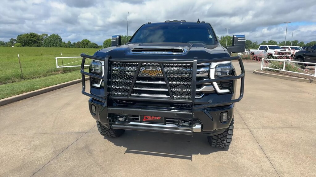 Used 2024 Chevrolet Silverado 2500HD High Country 4WD Crew Cab 159 High Country