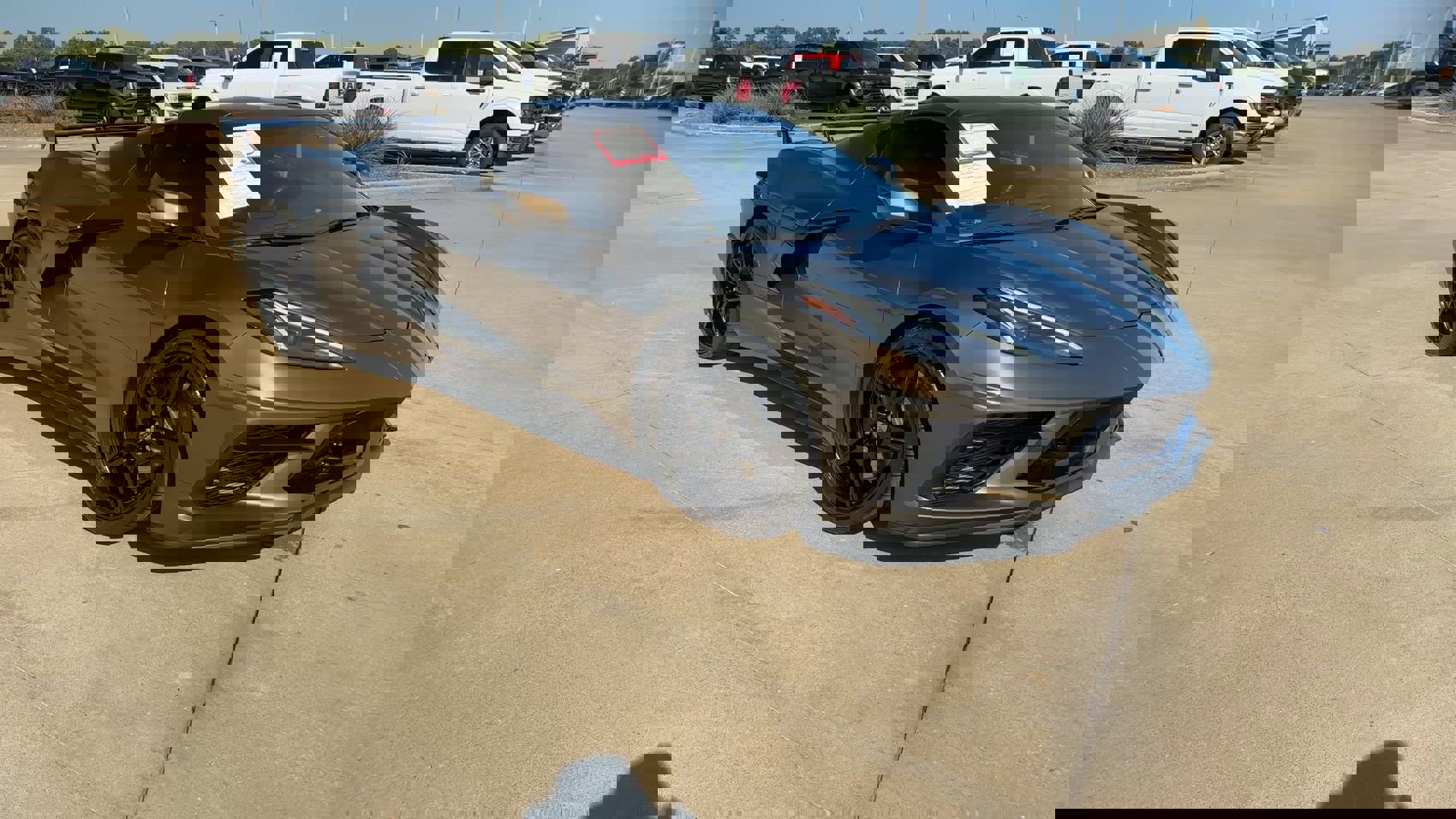 2021 Chevrolet Corvette 2LT photo 3
