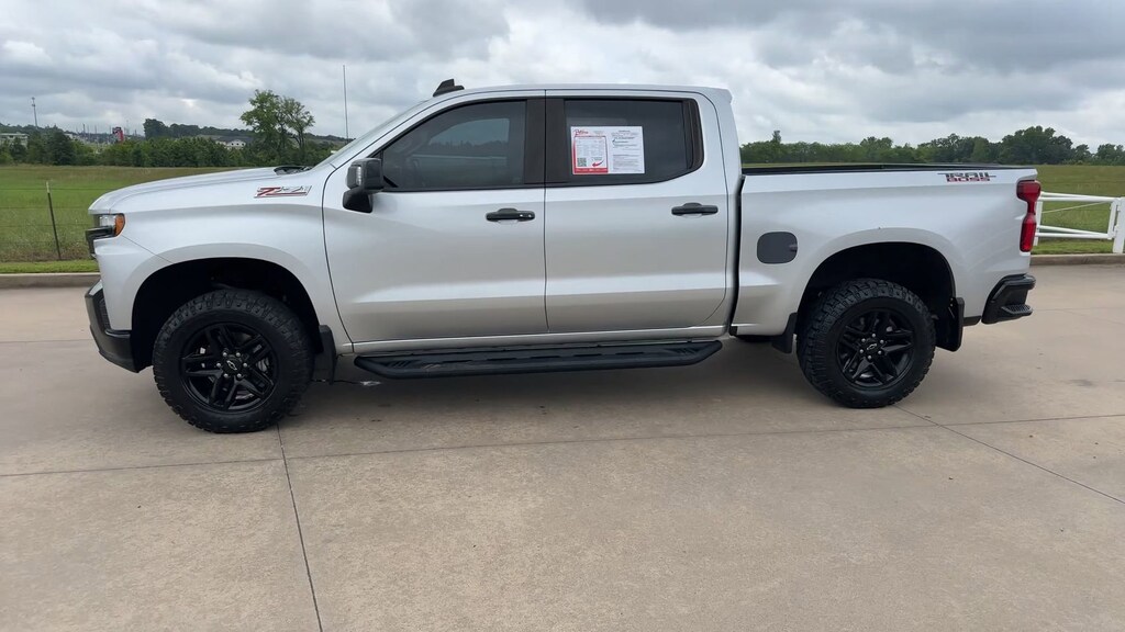 Used 2020 Chevrolet Silverado 1500 LT Trail Boss 4WD Crew Cab 147 LT Trail Boss