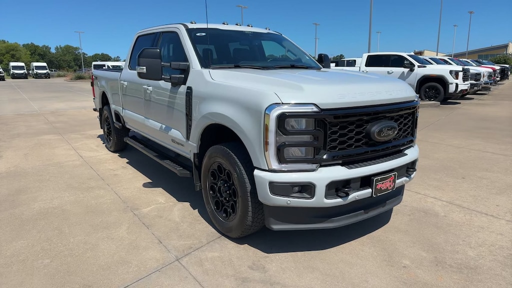 Used 2025 Ford F-250 LARIAT