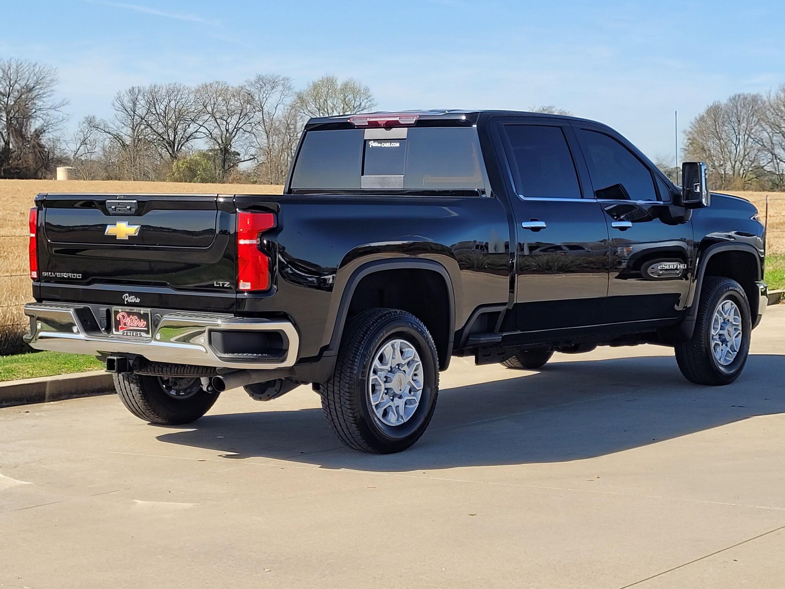 2024 Chevrolet Silverado 2500HD LTZ photo 4