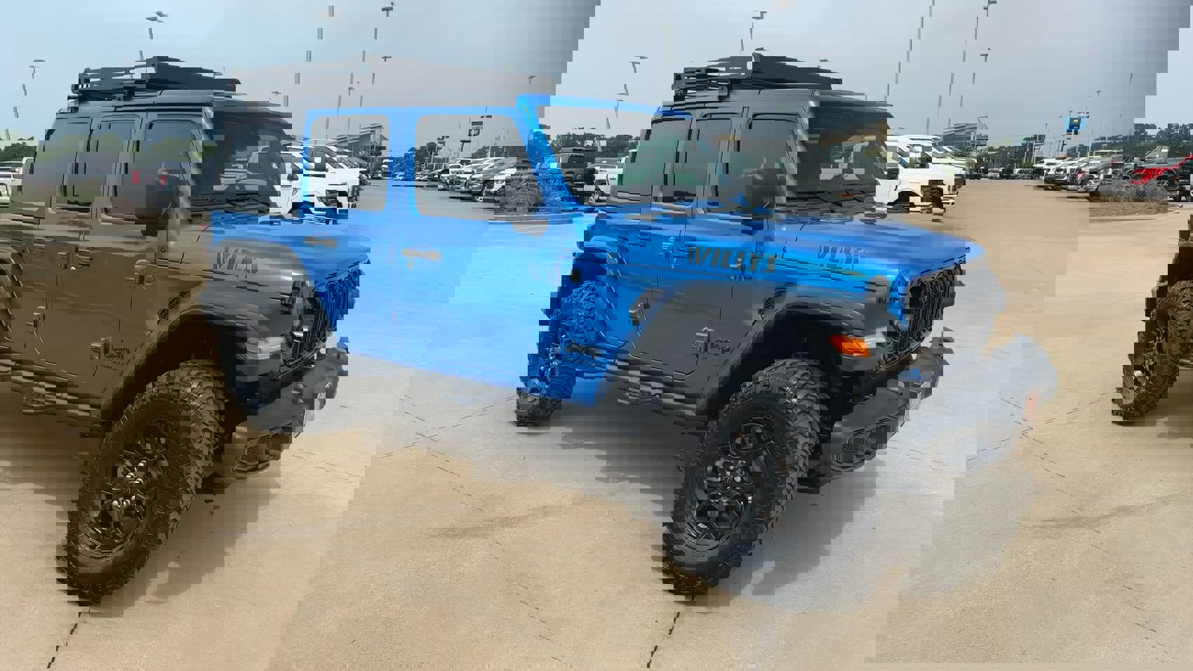 2024 Jeep Wrangler Willys photo 3