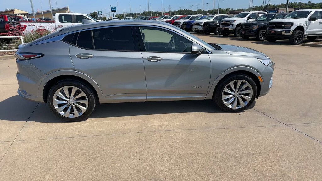 Used 2025 Buick Envista Avenir FWD Avenir