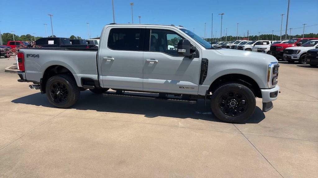 Used 2025 Ford F-250 LARIAT