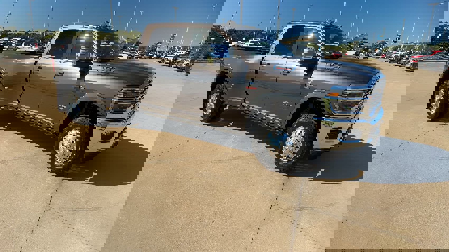 2025 Ram 3500 Longhorn photo 3