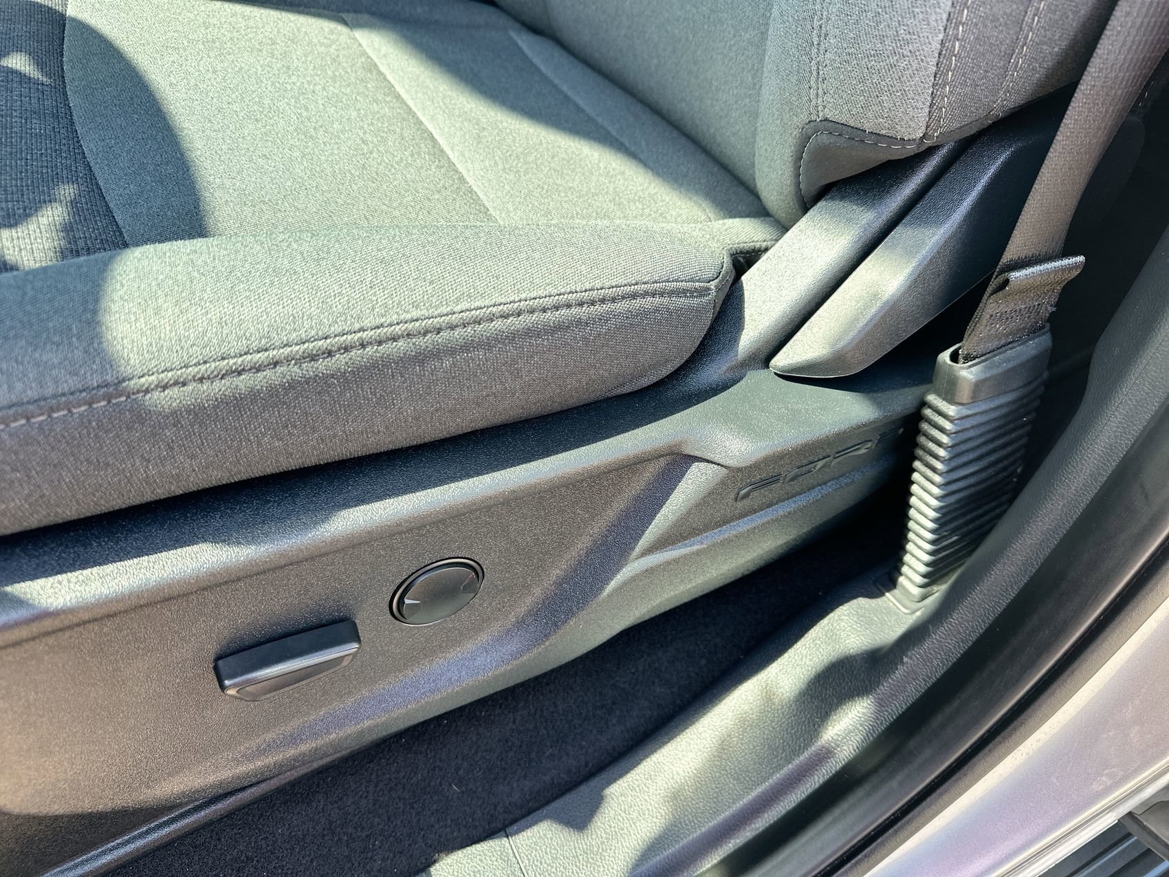 2025 Ford F-150 XLT - Photo 12