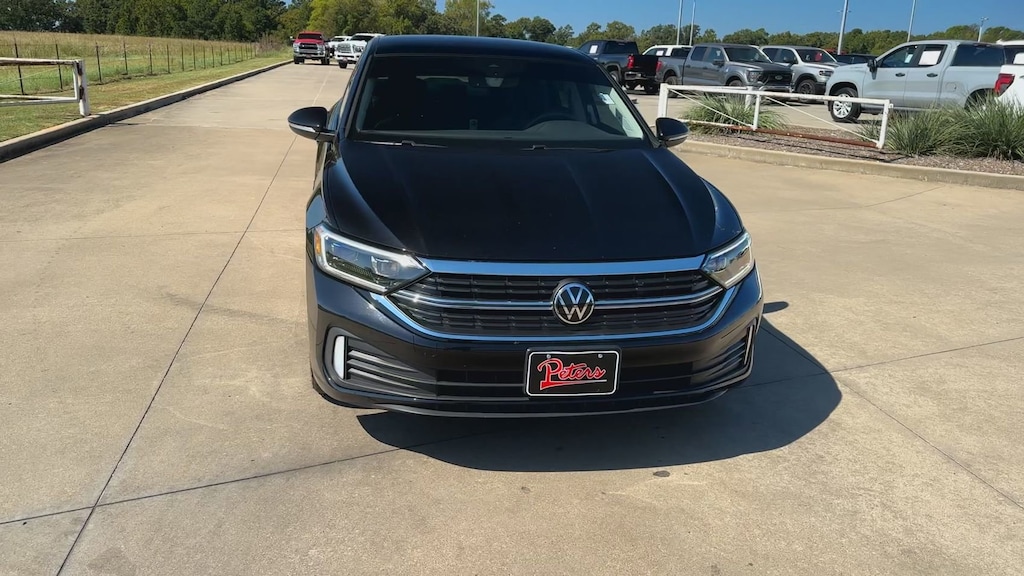 Used 2024 Volkswagen Jetta SEL SEL Auto