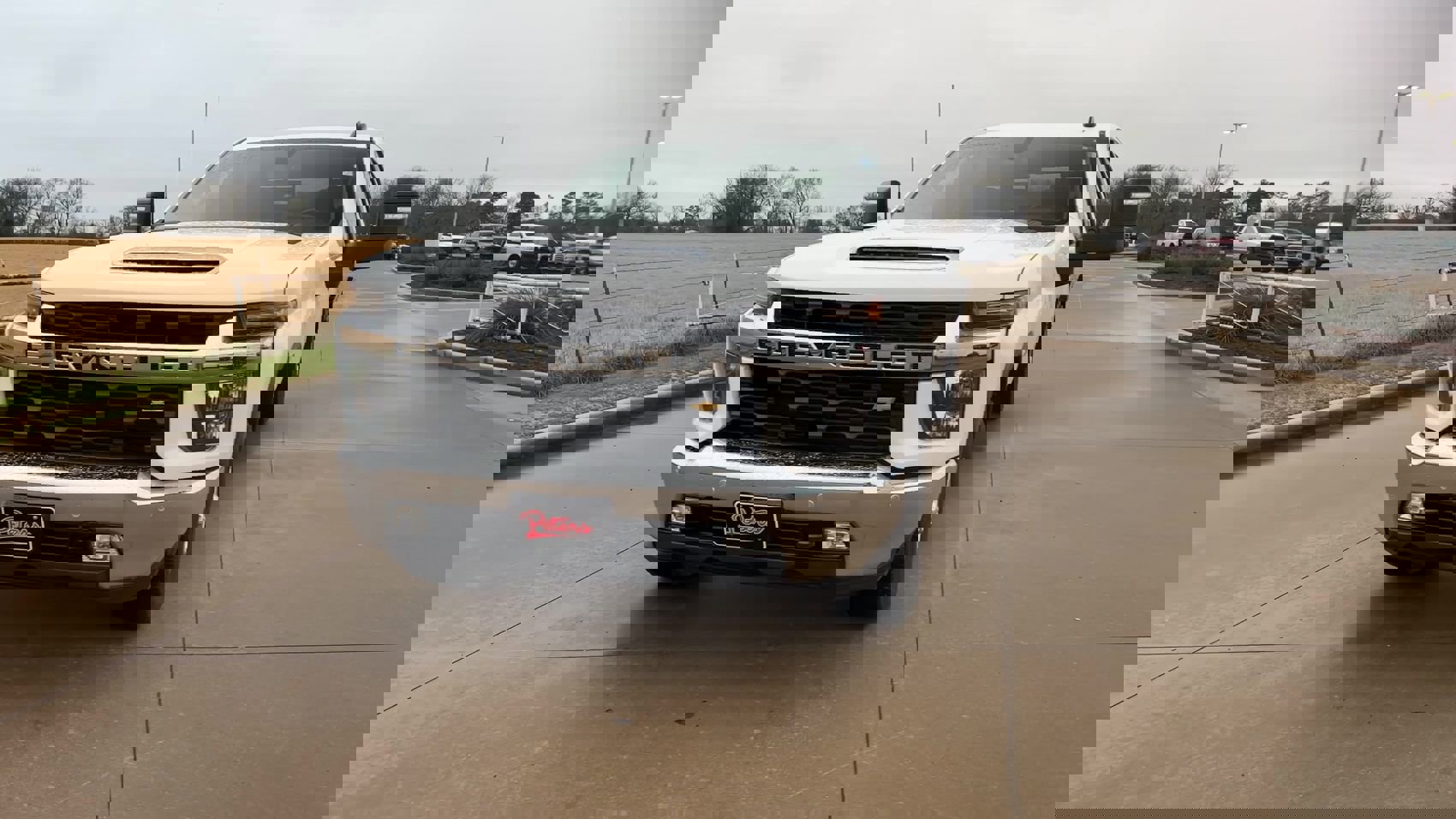2022 Chevrolet Silverado 3500HD LT photo 3